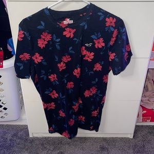 Printed flower hollister shirt